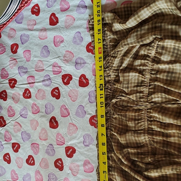 Charming plaid crop top CUTE! - Picture 6 of 10